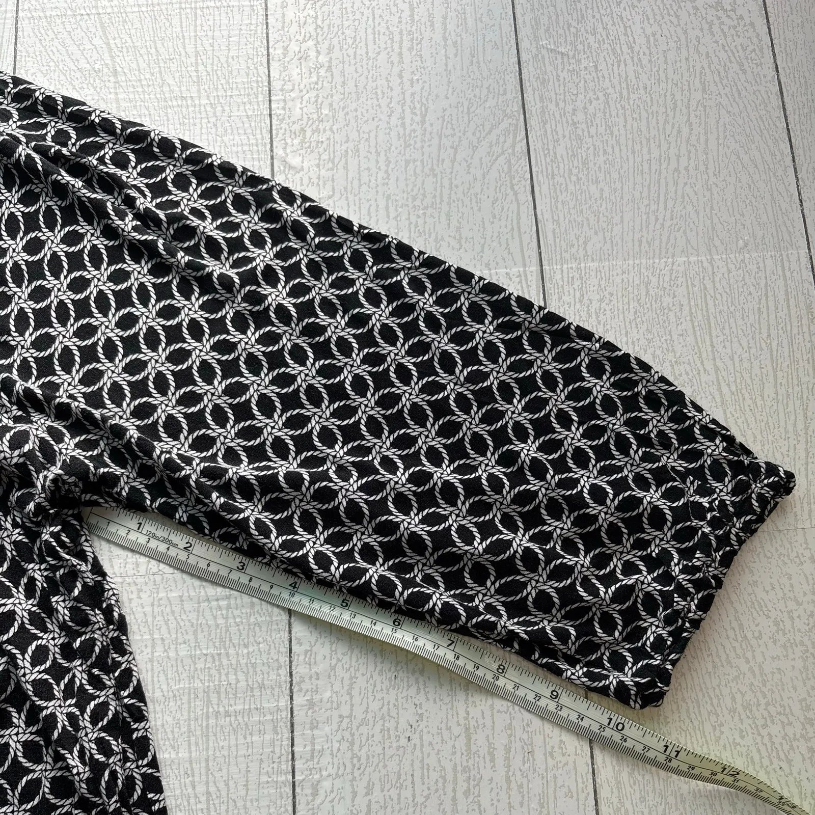 MICHAEL Michael Kors Black Blouse with White Rope Geometric Design Size 1X - Image 8