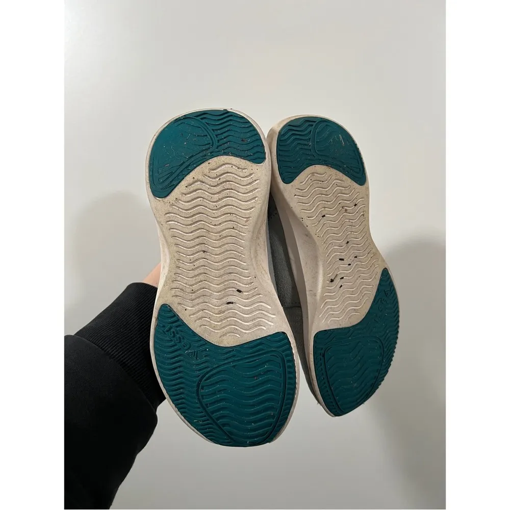 Vessi Everyday Classics Women’s Light Gray Waterproof Sneakers Size 7 - Image 5