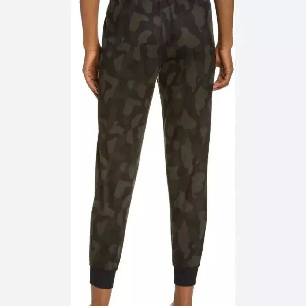 Zella Live In Pockets Jogger Pants Black Camo Loose Fit Tapered‎ Casual Size 2XL - Image 4