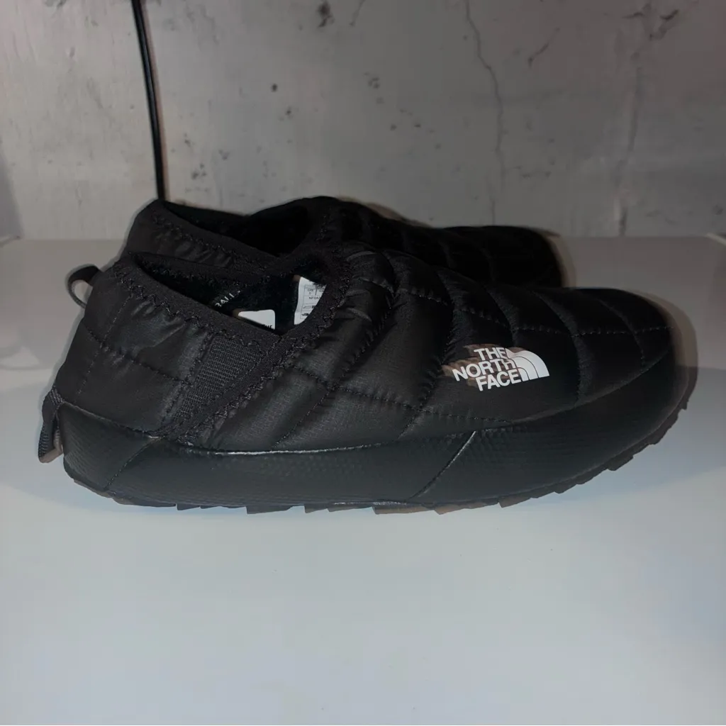North Face Women’s THERMOBALL™ Traction Mules V Size 5 NEW - Image 4