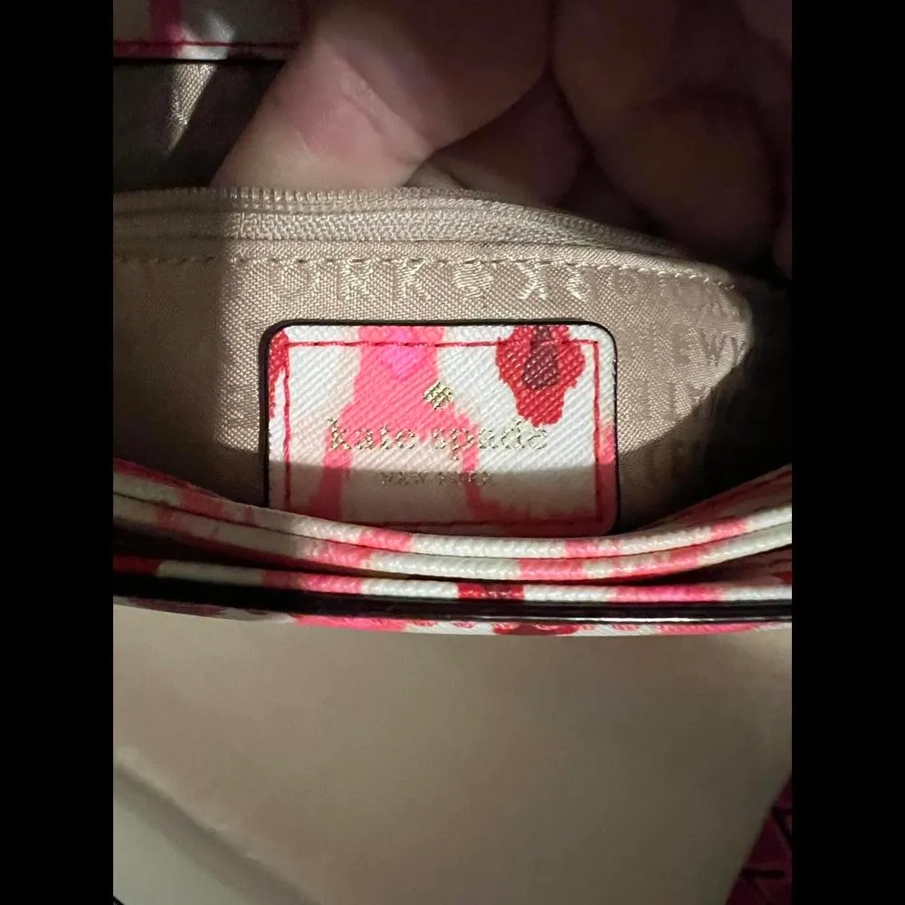 Kate Spade Laurel Way Carsen Floral Print Crossbody Bag - Image 4