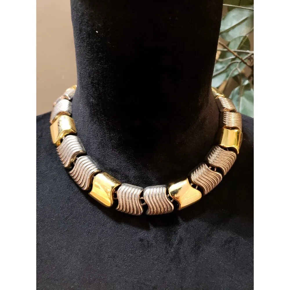 Women 2 Tone Textured Metals S Links Ribbed Choker Necklace Jewelry w/ Box Clasp Gold - Image 2