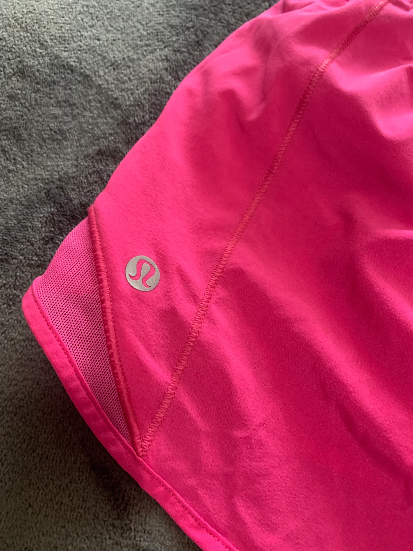 Lululemon Hotty Hot Shorts 4” Sonic Pink - Image 6