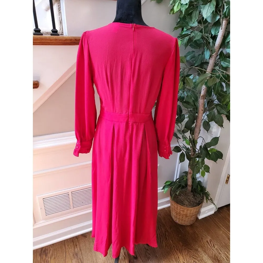 Women's Solid Red Polyester Round Neck Long Sleeve Knee Length Dress Size Small - Image 9