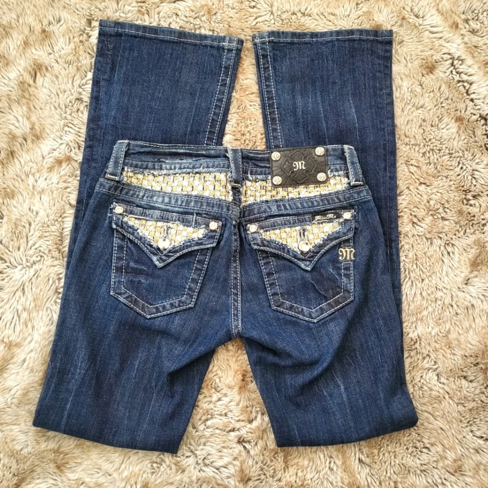 Miss Me Jeans Signature Rise Sequin Pocket Boot Cut Jeans Style JP6239BL Size 26 - Image 3