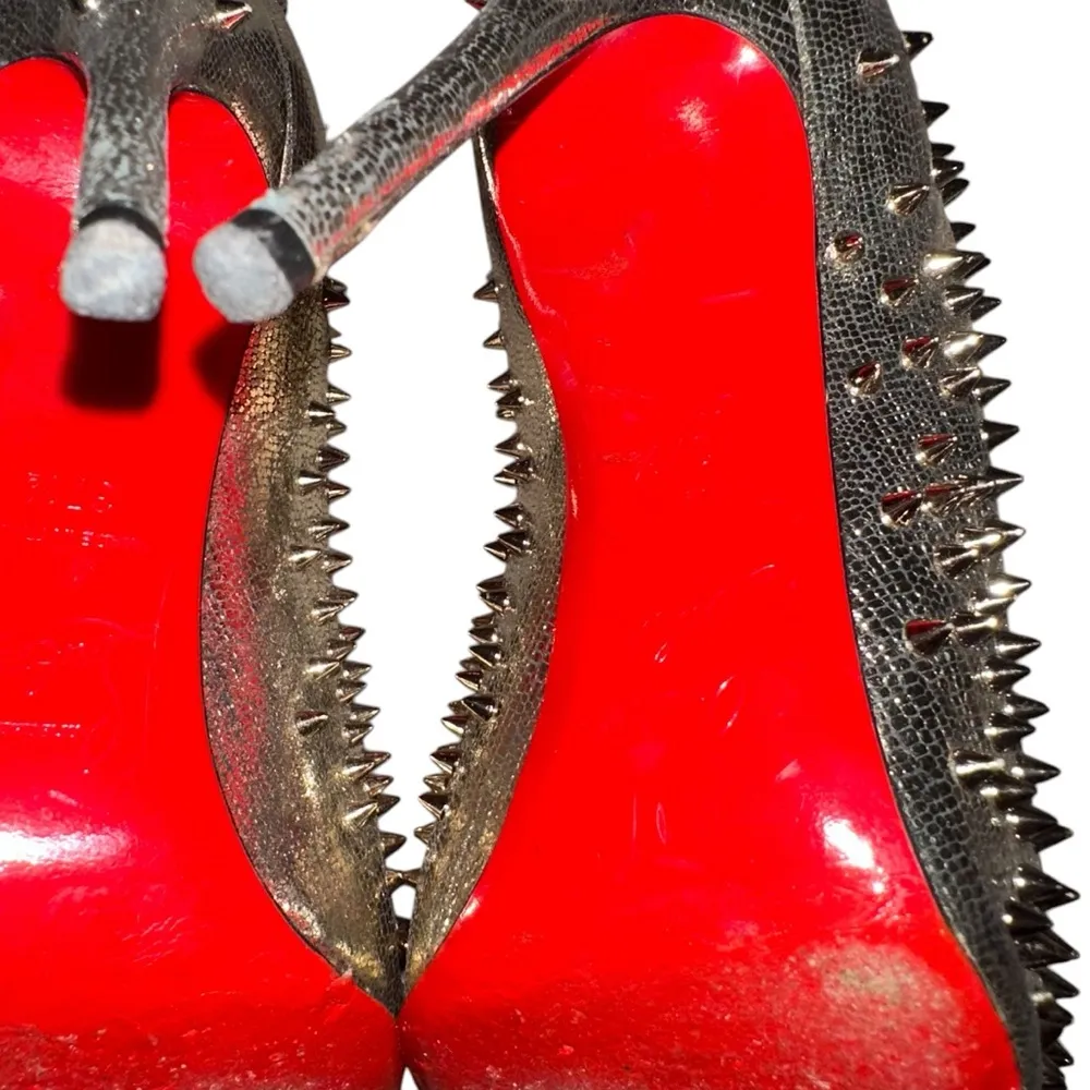 Christian Louboutin Escarpic Gold Spiked Pumps Heels Red Bottoms 37.5 - Image 6