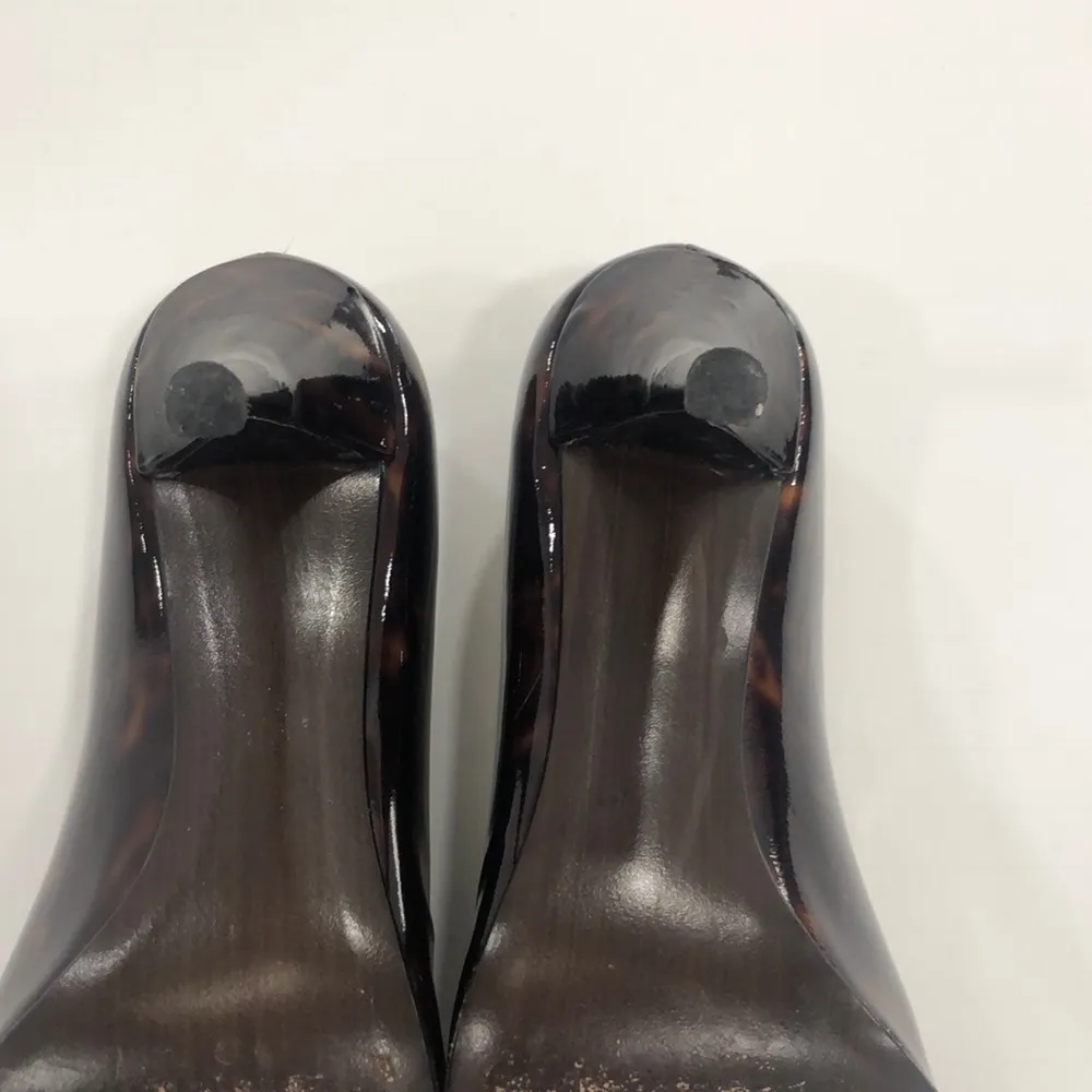 Stuart Weitzman Open Toed Tortoise Shell Pump 9M. - Image 11