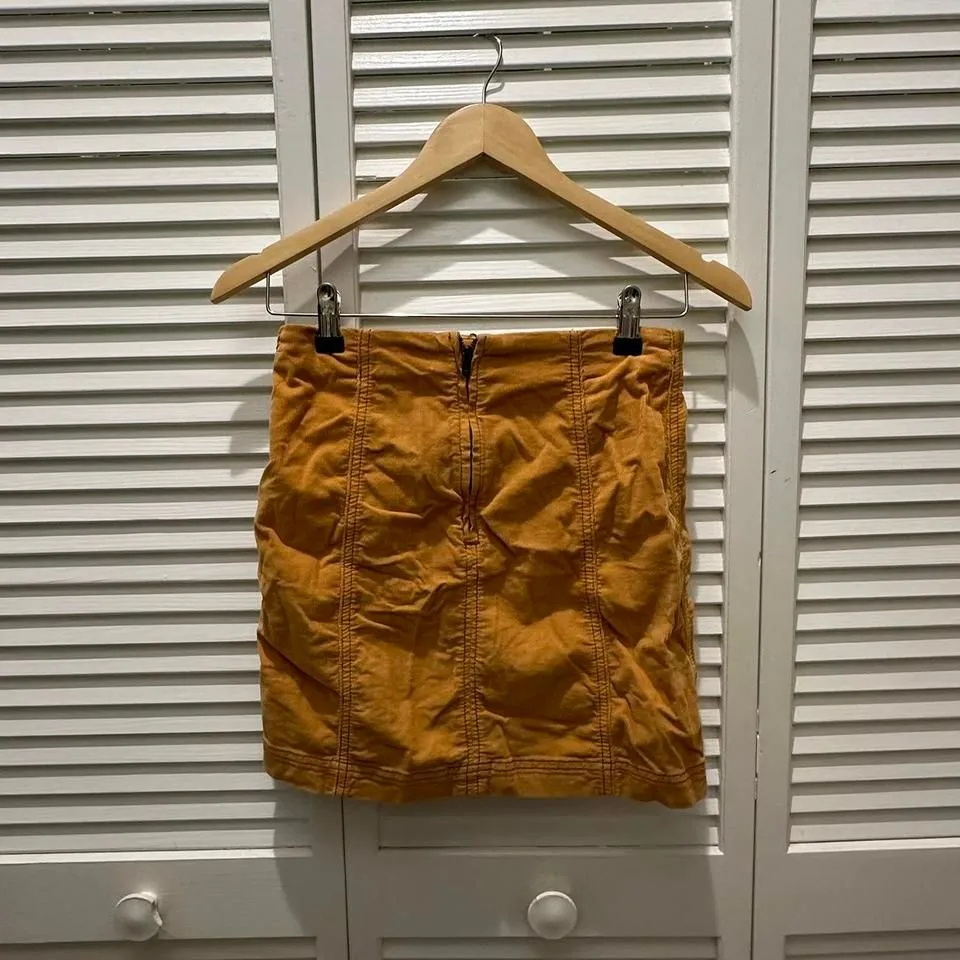 Free People mustard corduroy mini‎ skirt size 2 - Image 3