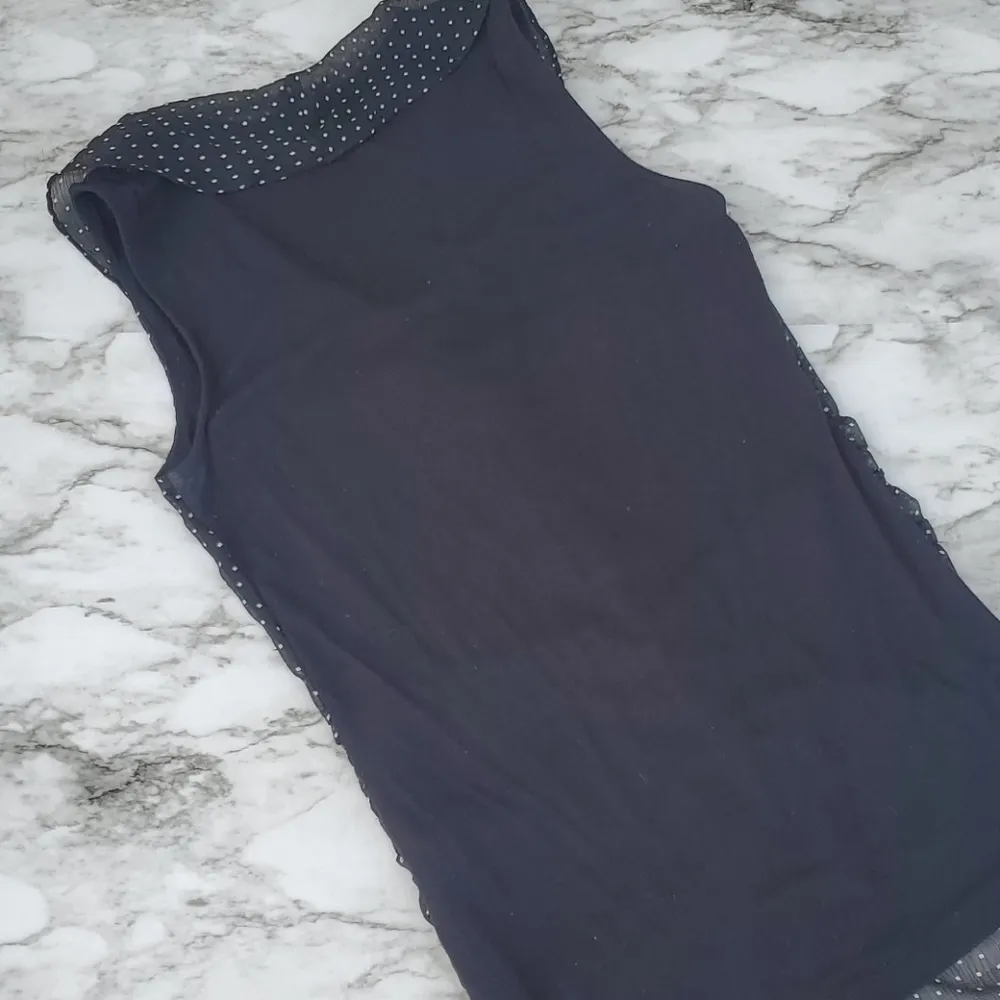 Black Polka Dot Ruffle Sleeveless blouse size xs - Image 6