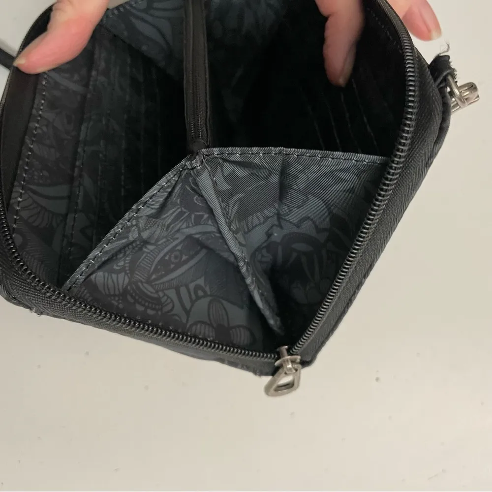 The Sak Sakroots Croosbody Purse Wallet Floral iPhone Cell Phone Black Grey - Image 13