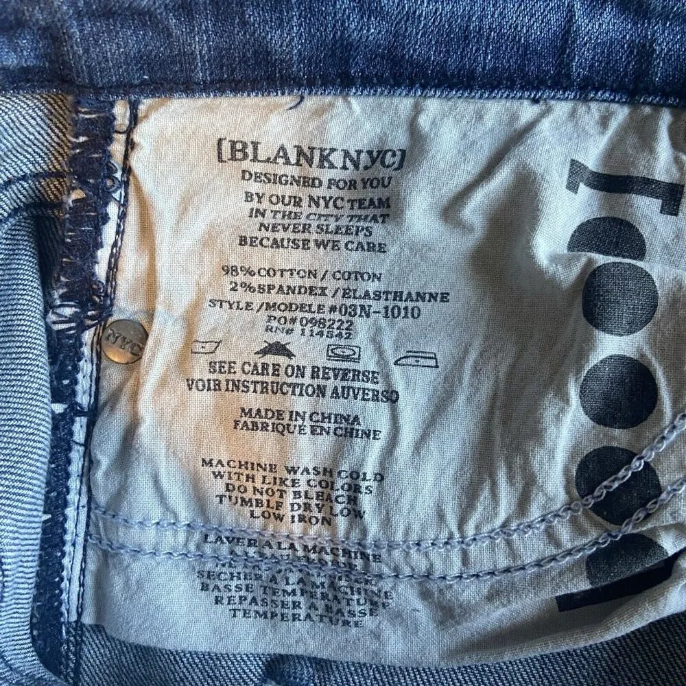 BLANK NYC Intro Distressed Raw Frayed Released Step Hem Jeans Size 30 Denim Blue - Image 10