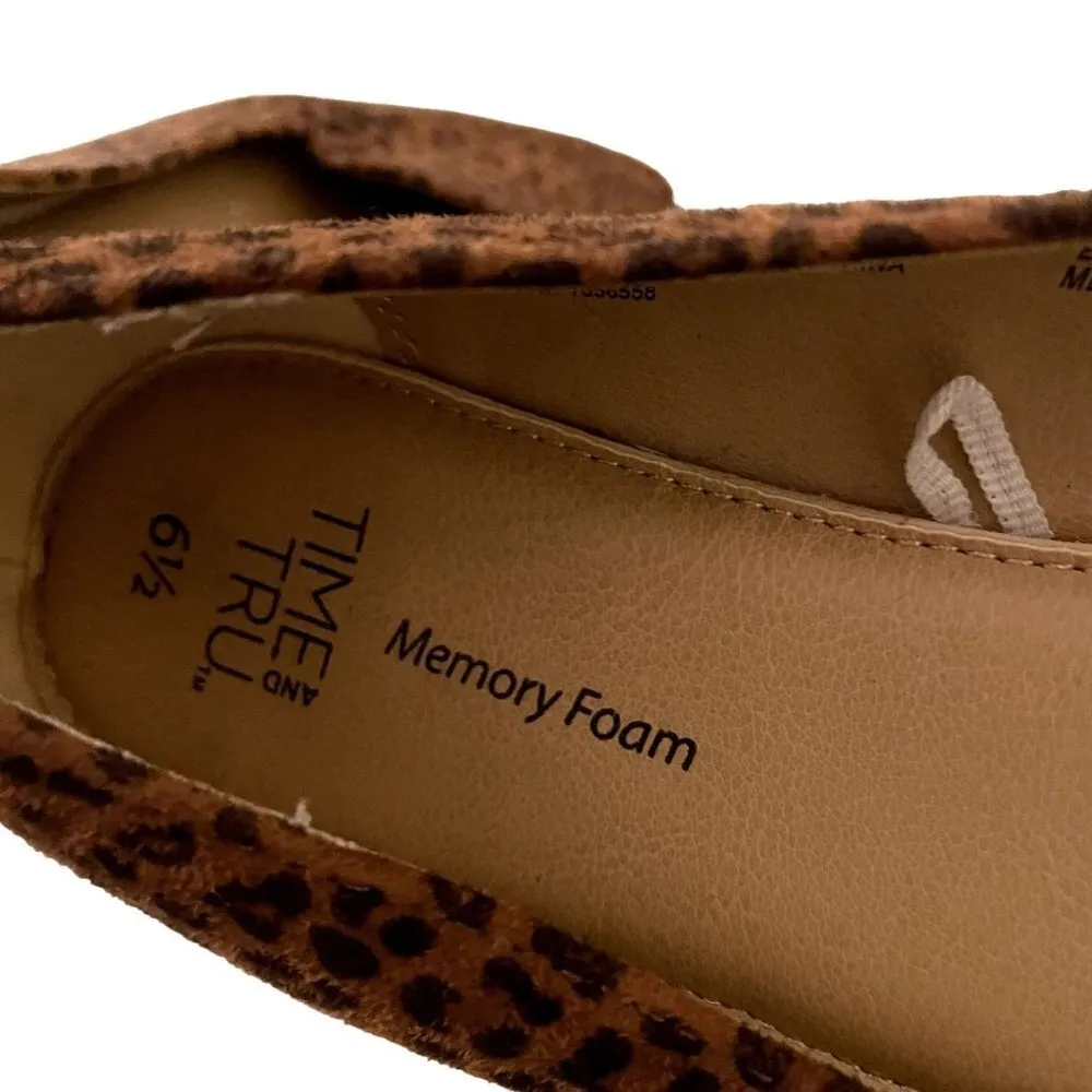 Time and Tru memory foam leopard print flats women's shoes style classic comfort - Image 7