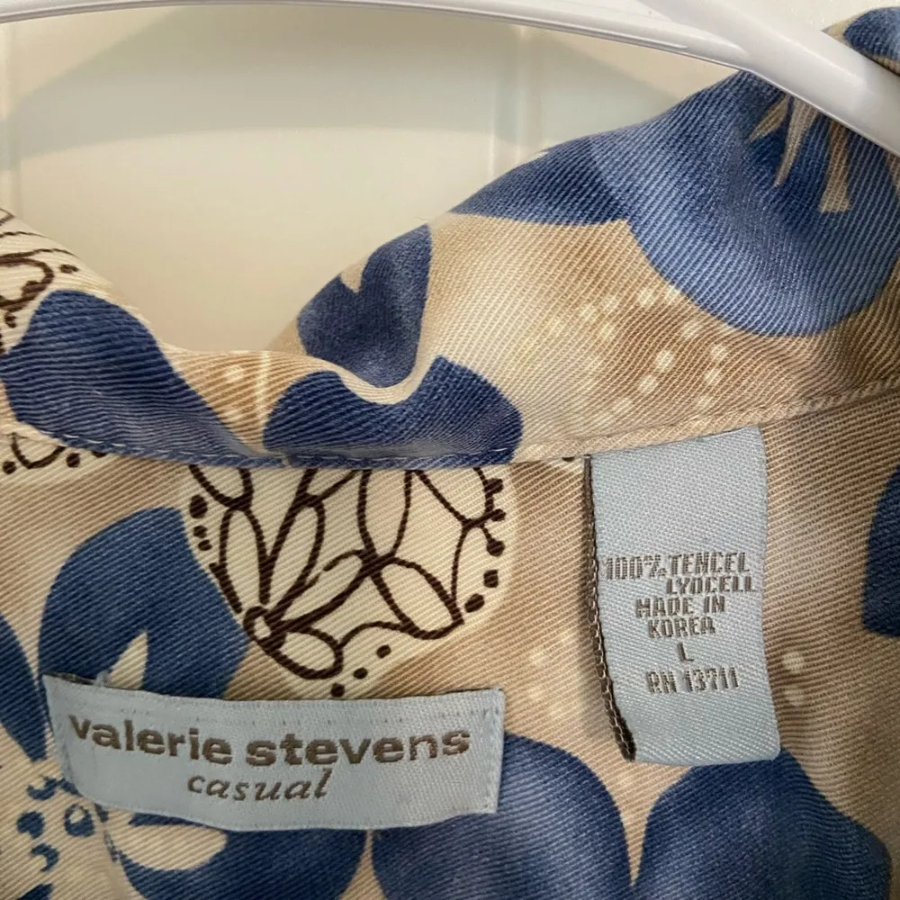 EUC Vintage Valerie Steven’s women’s Hawaiian floral print button up shirt large - Image 3