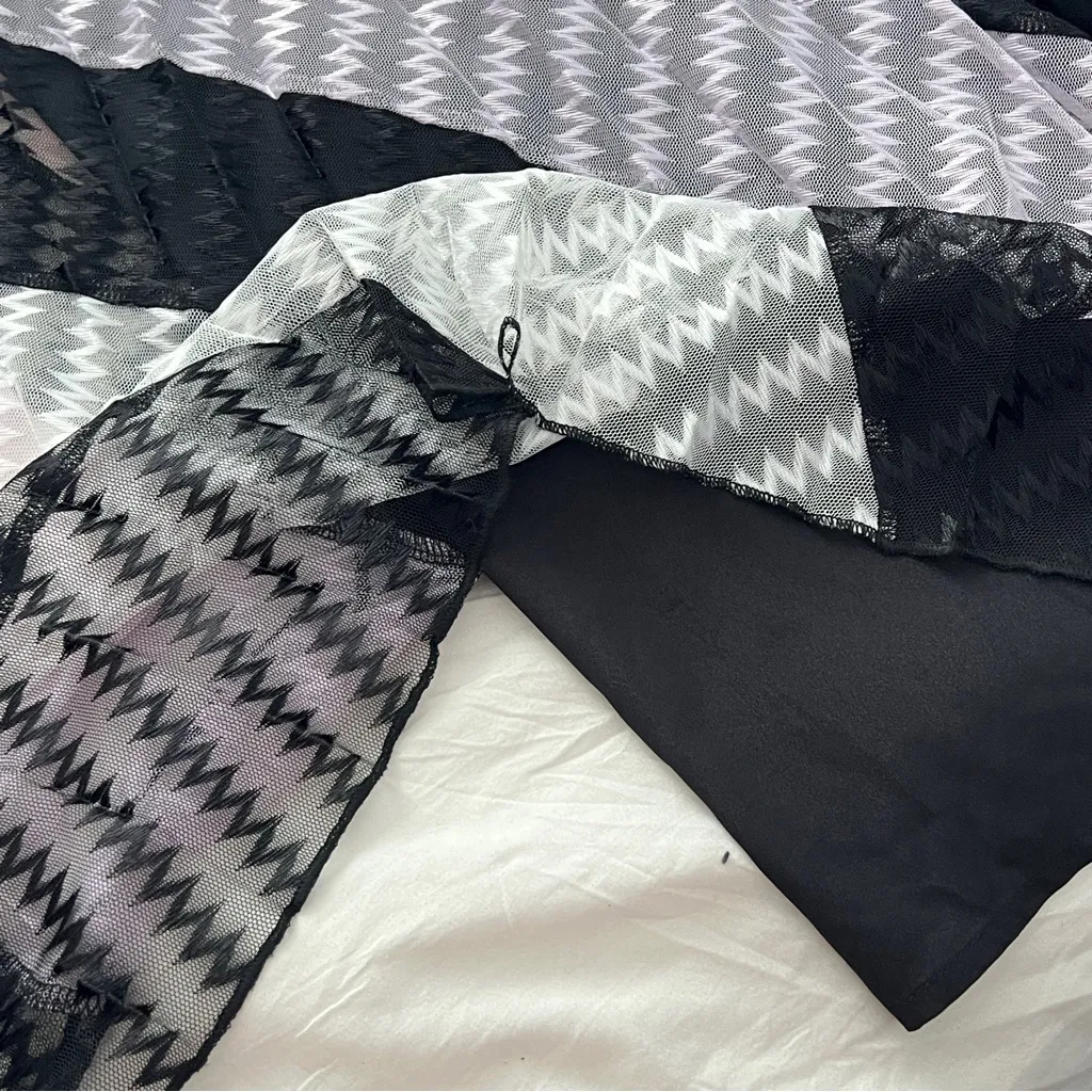 Gracia Black and Lavender pleated Maxi Skirt NWT - Image 6