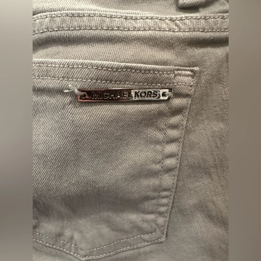 Michael Kors Gray Stretchy Pants Jeans Style Size 6 - Image 2