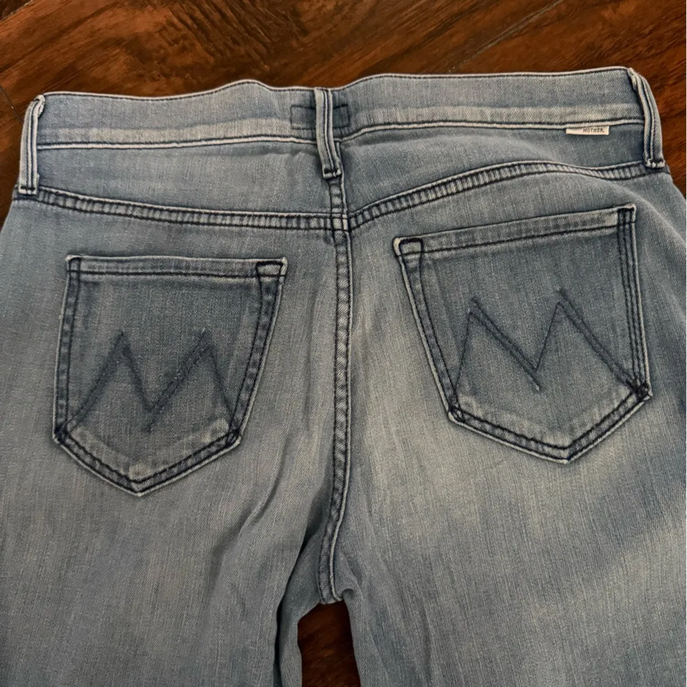 Mother The Dropout Jeans Size 25 Coastline Light Wash Lightweight Denim Blue - Image 7