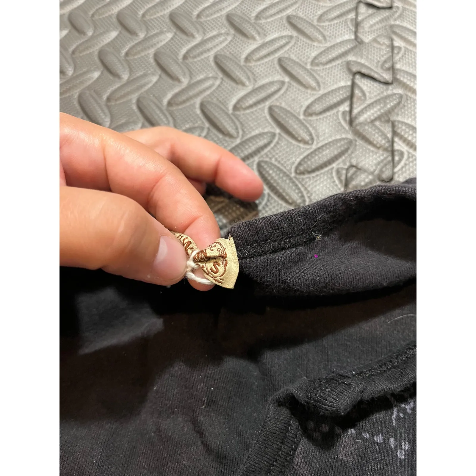 Blue Canyon 100% Cotton Y2K Grunge Embellished Floral Graphic Brown‎ Fitted Tee Black - Image 5