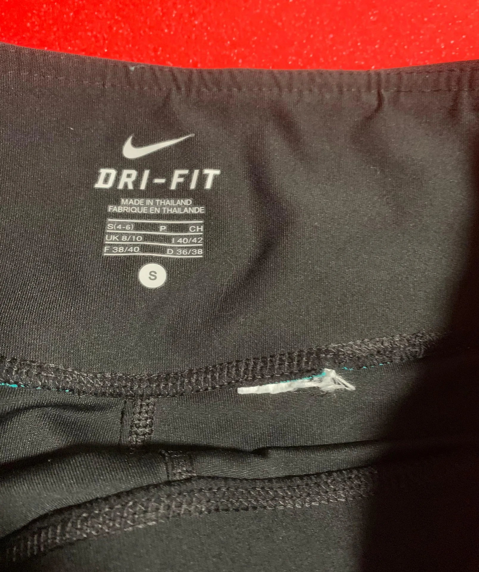 Dri-Fit cropped workout pants black size S - Image 8