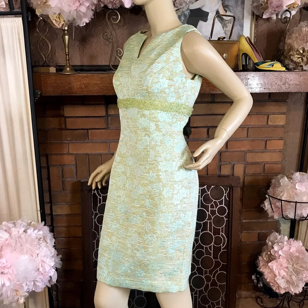 CARMEN MARC VALVO GREEN & AQUA BROCADE BEADED SHEATH DRESS (M) - Image 5