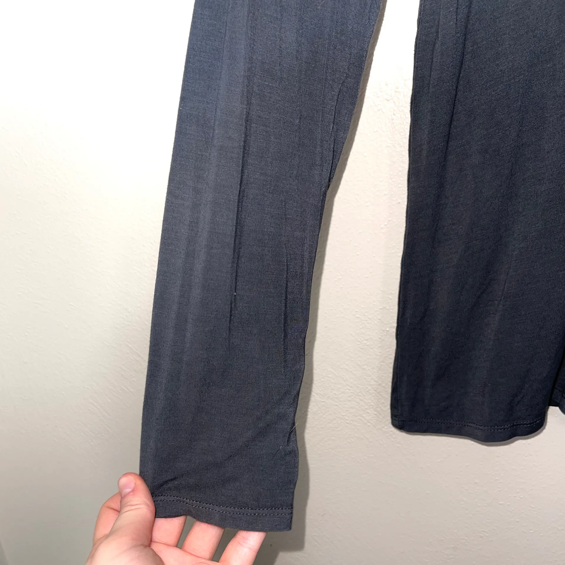 American Eagle Soft & Sexy Gray Lace Strappy Front Top - Image 6