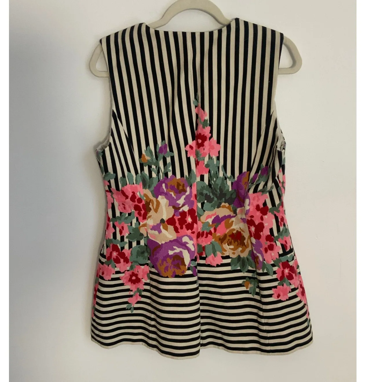 Tuckernuck Flowering Trellis Structured Rhoda Tunic Top size 14 - Image 4