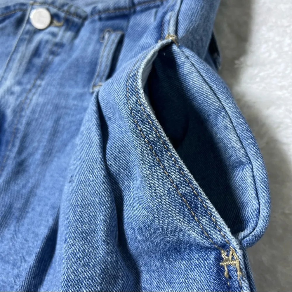 Nasty Gal High Rise Paperbag Denim Shorts - Image 5