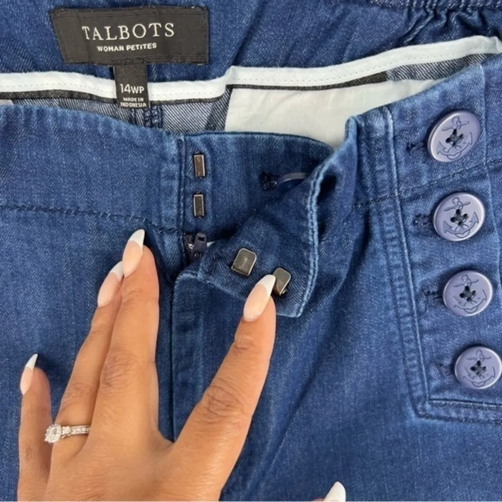 Talbots Petite Dark Wash Sailor Button Waist Crop Pant‎ - Image 5