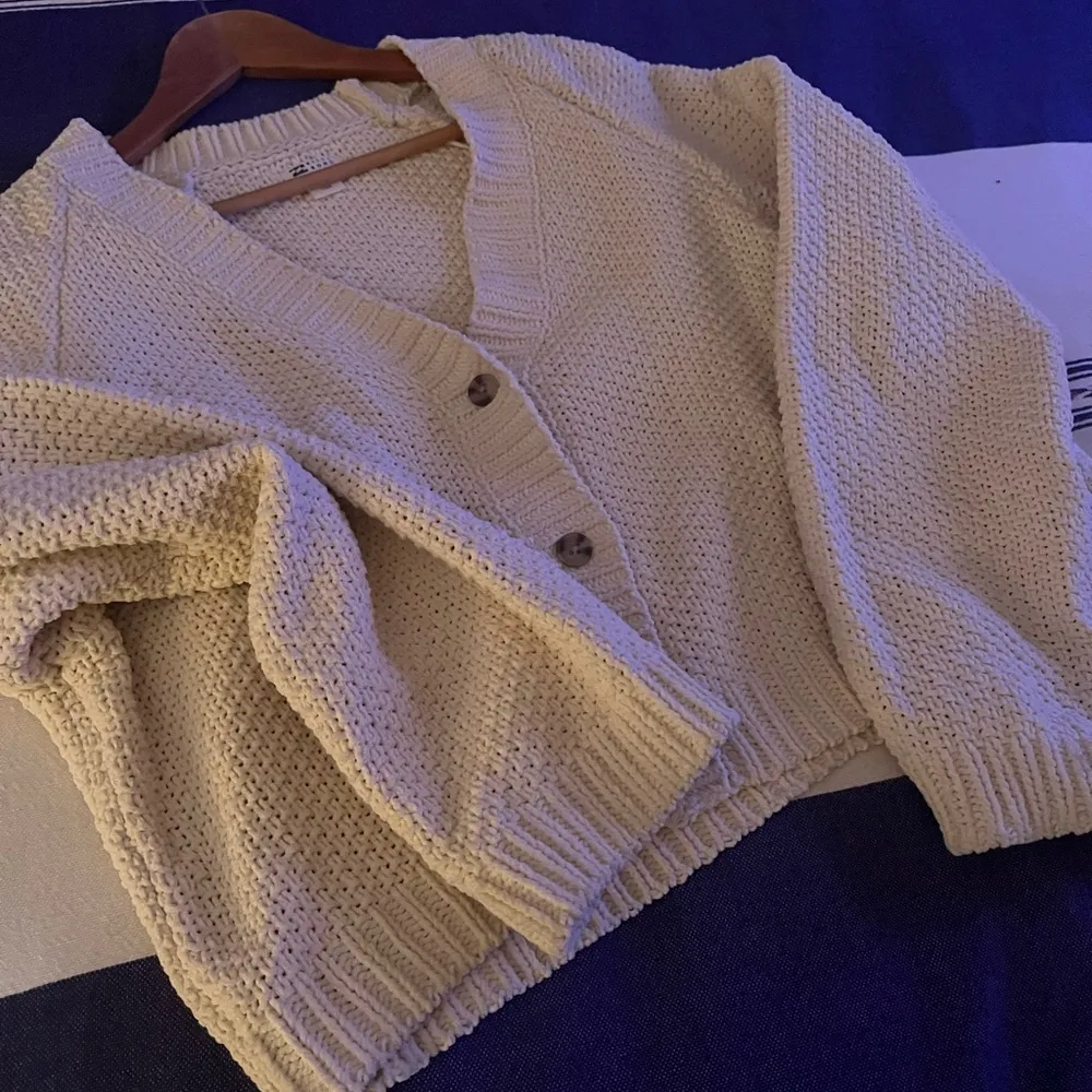 BILLABONG Button-Up Women's Sweater - Image 5