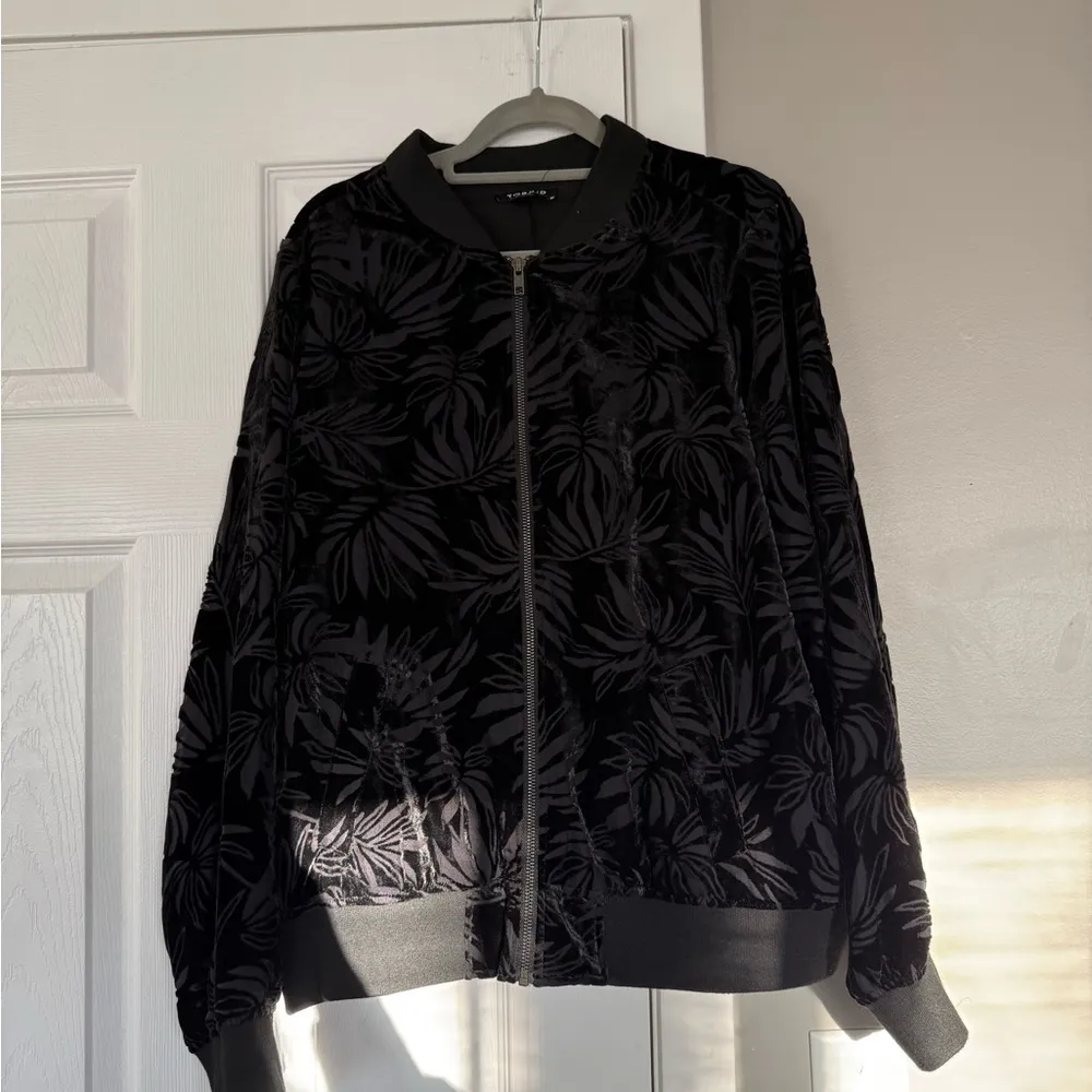 TORRID Womens (0X) Burnout Velvet Bomber Jacket - Image 2