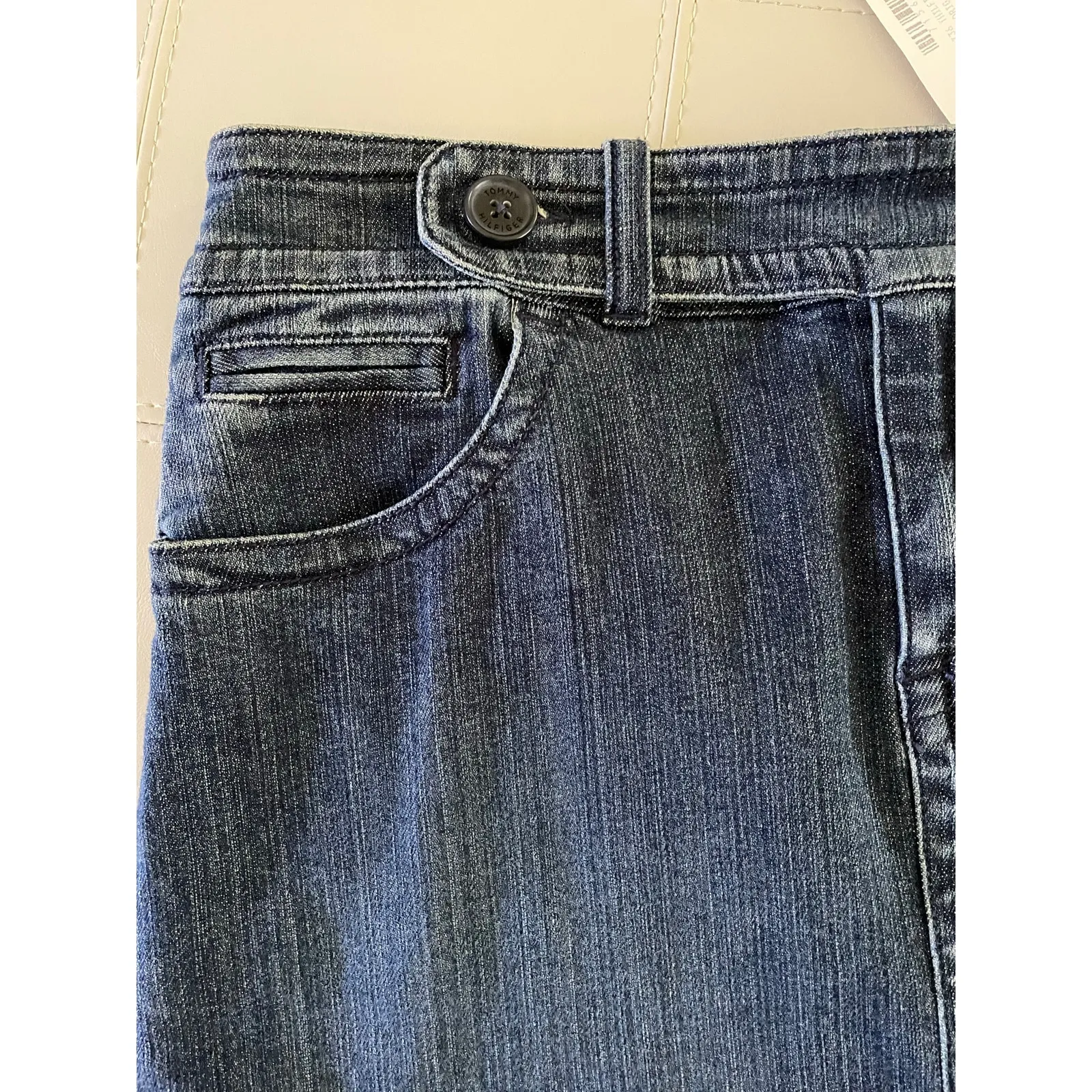 Tommy Hilfiger Straight Denim Jean Skirt New with Tag size 6 - Image 5