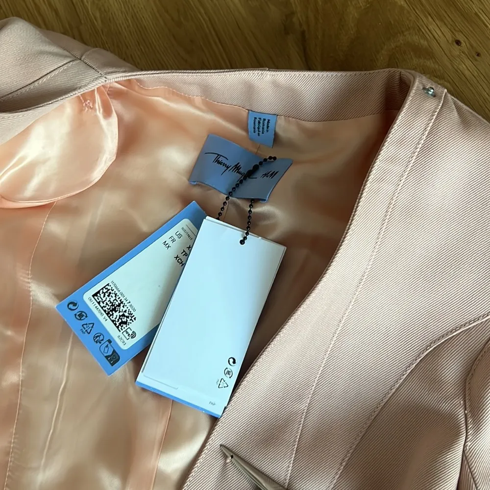 NWT H&M x MUGLER Hourglass Wool Jacket Size XS - Image 14