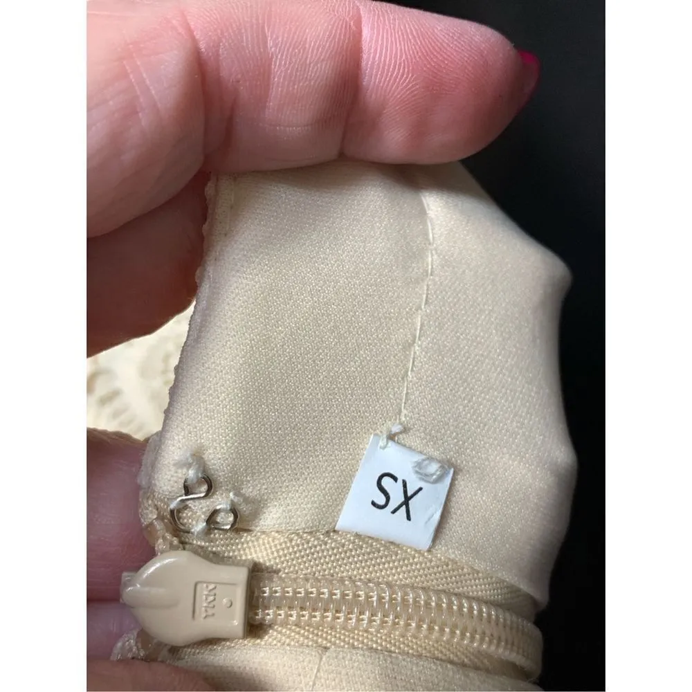 Anny Lee Women's Two-Piece Lace Halterneck Long Gown Cream Size XS - Image 13