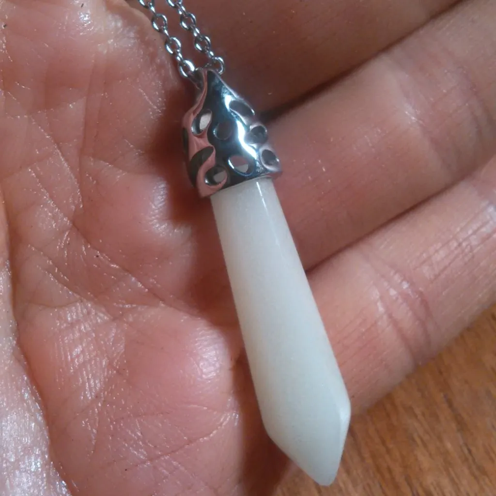 Resin Glow Stainless Steel Pointer Pendant Necklace - Image 11