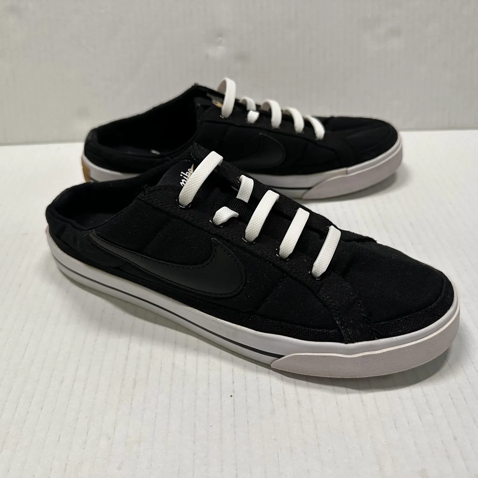 Nike Court Sneakers Womens 8.5 Black Canvas Mule Slip On Casual DB3970-001 - Image 3