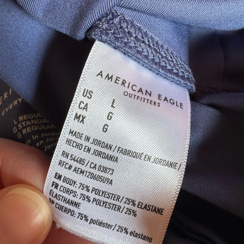 American Eagle Everything Flare leggings L‎ - Image 4