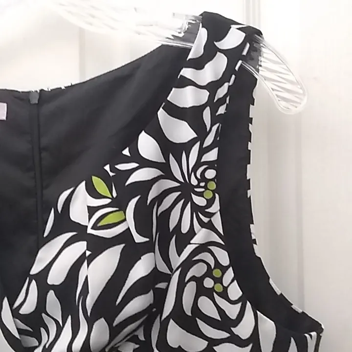 FINAL MARKDOWN Ladies London times dress 14 - Image 7