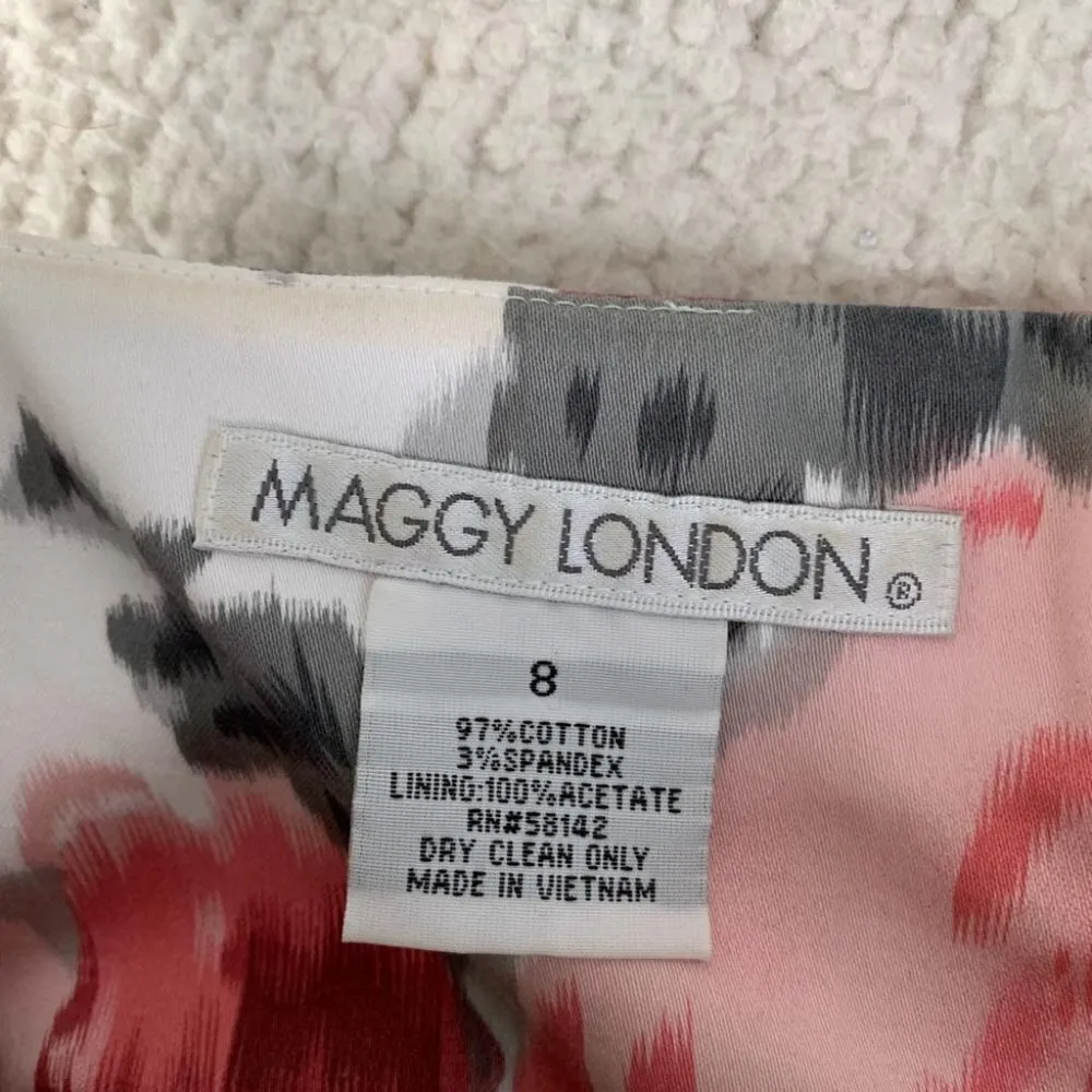 Maggy London Bow Floral Dress Grey Medium 8 - Image 8