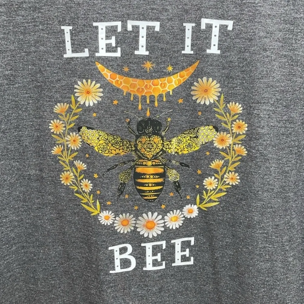 Set of 2 dark heather grey tshirts Let It Bee 🐝 & sunflower 🌻 butterflies 🦋 Gray Size M - Image 2