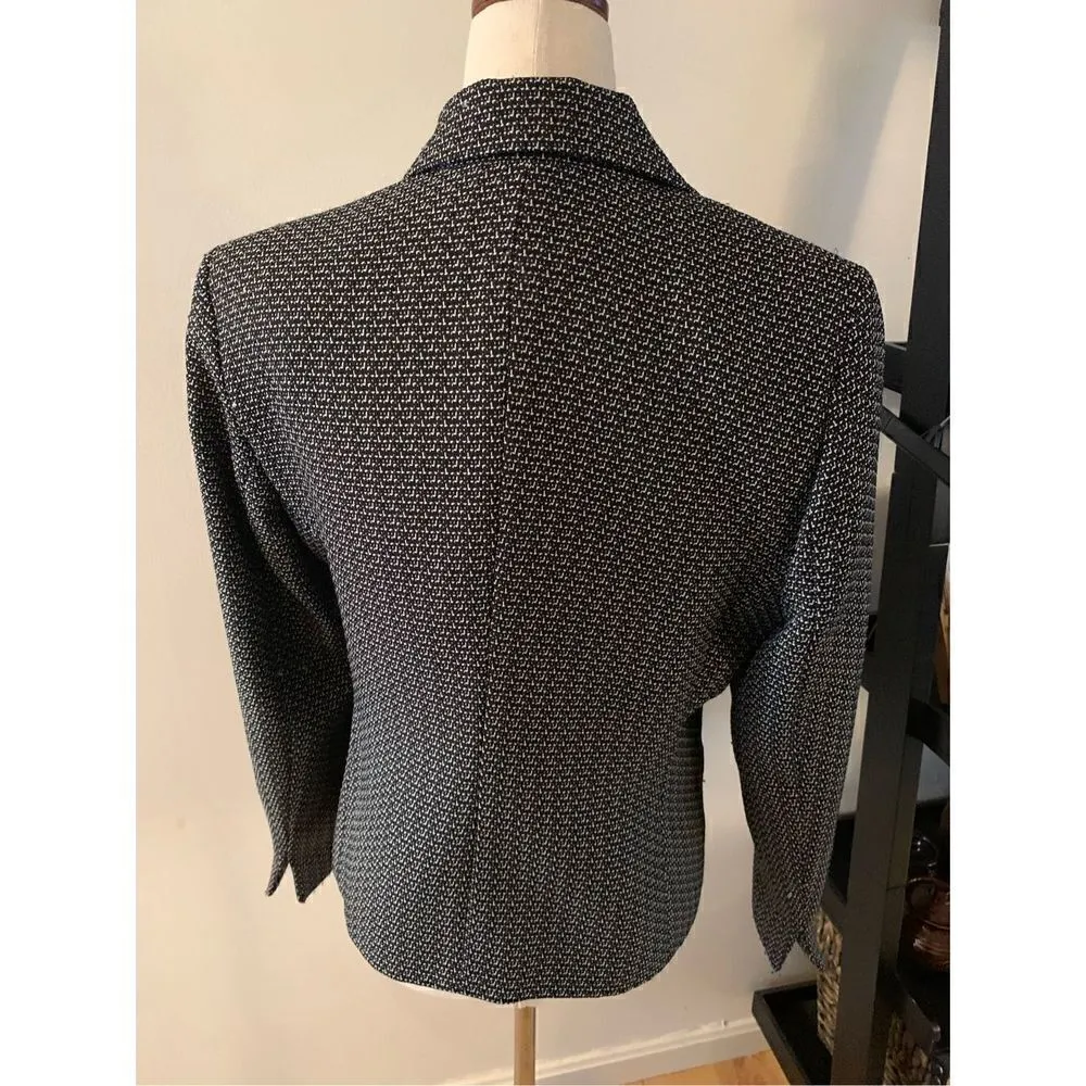 Kasper black and white blazer size 8p - Image 2