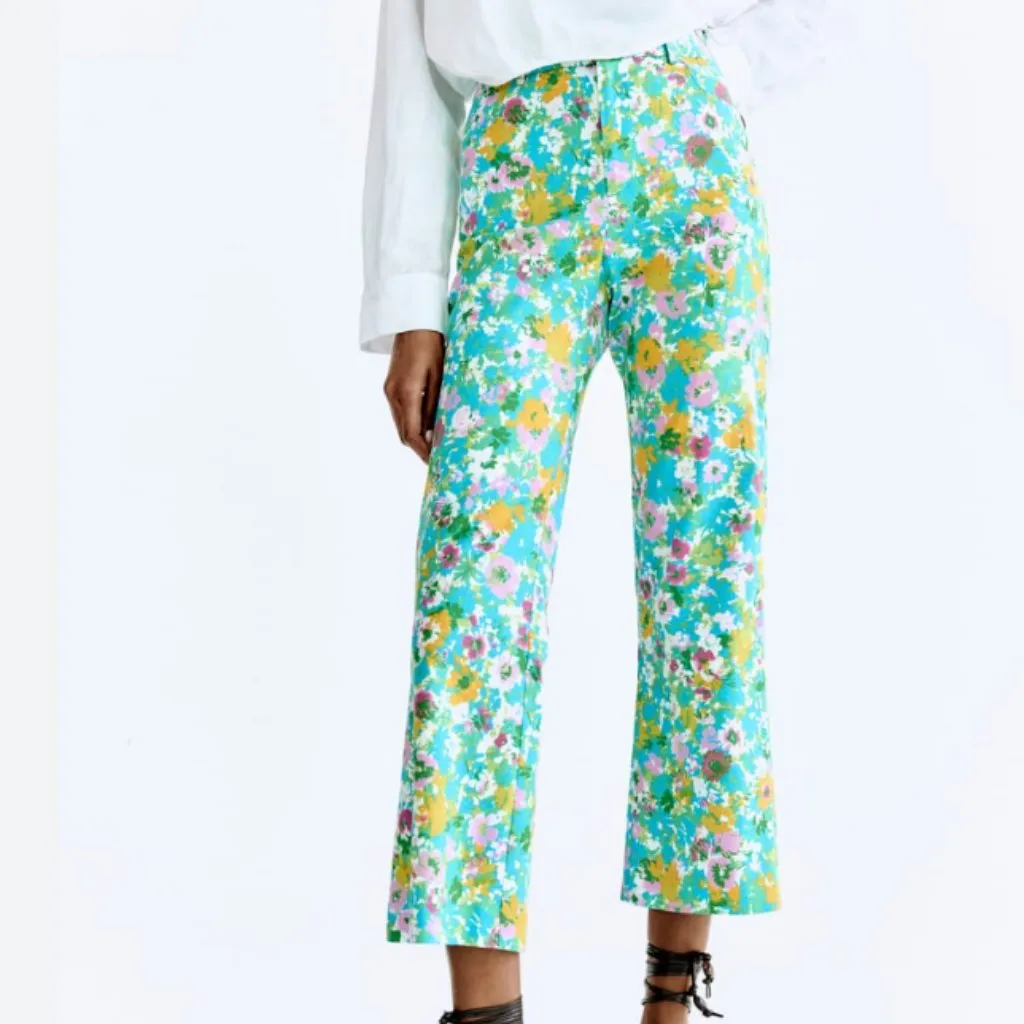 NWT ZARA PRINTED LINEN-BLEND MINI FLARE TROUSERS - Multicoloured - Image 3