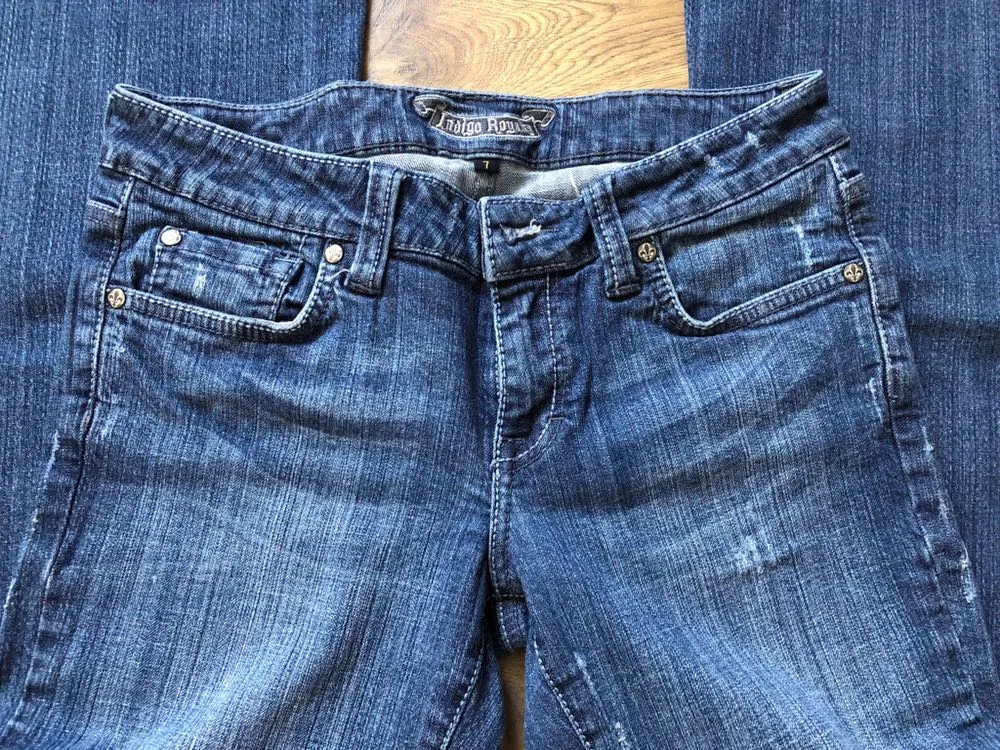 Women Jeans  - Image 4