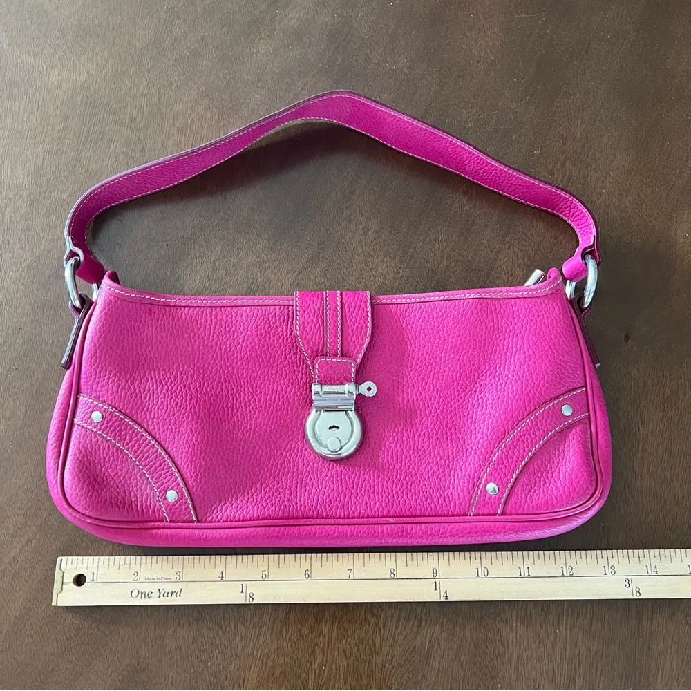 Women’s Burberry Pink Leather Shoulder Baguette Bag Plaid Liner Silver Hardware - Image 2