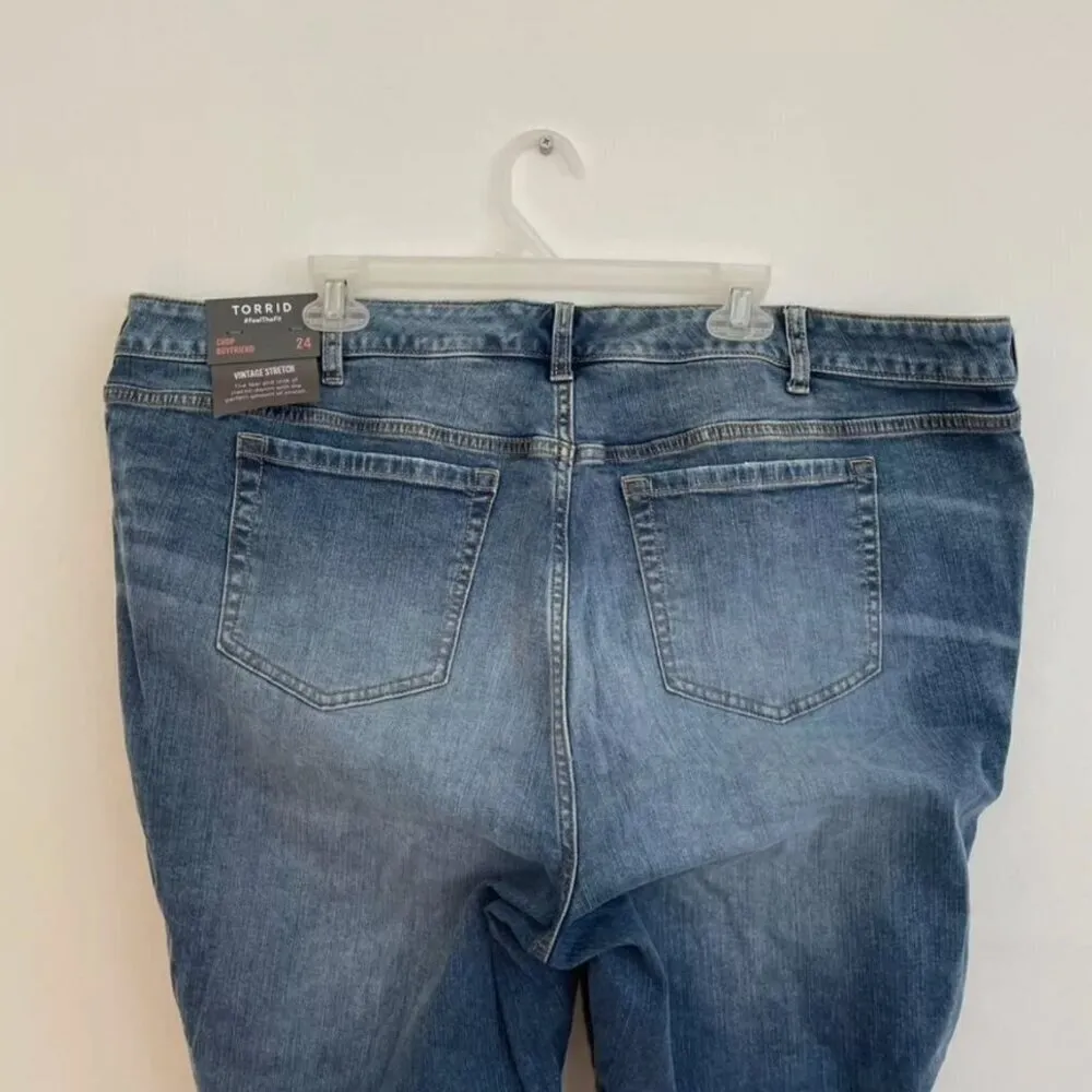 NEW NWT TORRID Plus Size Crop Boyfriend Straight Vintage Stretch Mid Rise Jean - Image 10