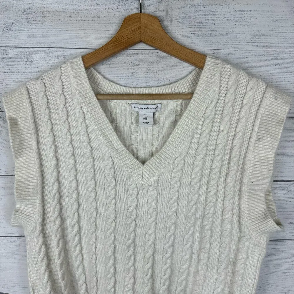 Cupcakes & Cashmere Womens size Small Cable Knit Sweater Vest Oversized Cream - Image 3