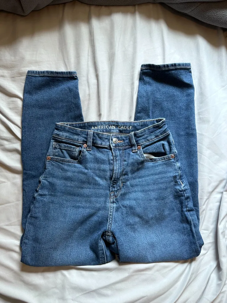 American Eagle Mom Jeans - Image 6