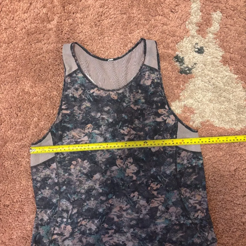 Lululemon Top Women’s Sculpt Tank Stencil Blossom Red Multi Floral Mesh Yoga - Image 5