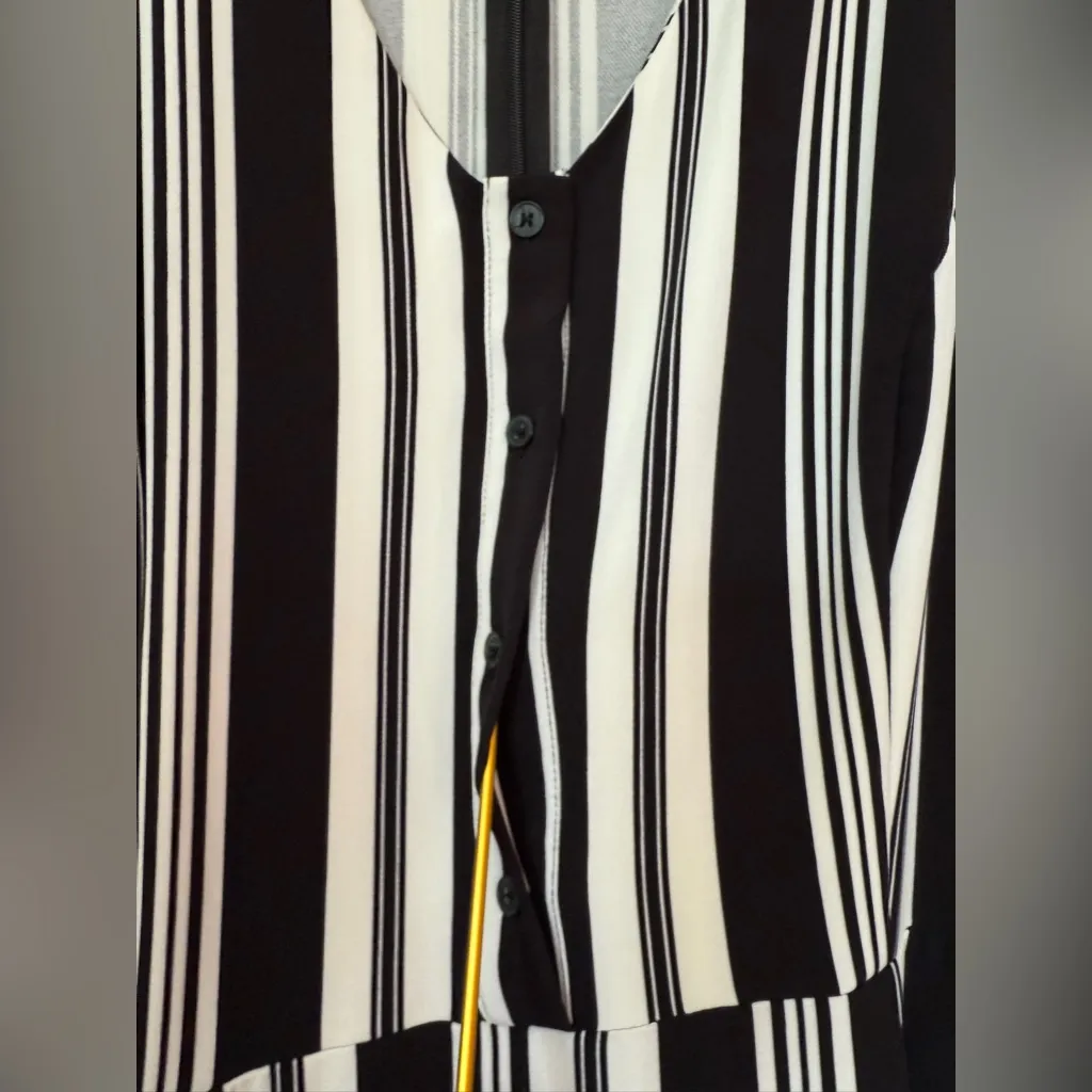 Lane Bryant Women Plus Black & White Extra Wide Leg S/S Jumpsuit w Tie Size 24 - Image 5