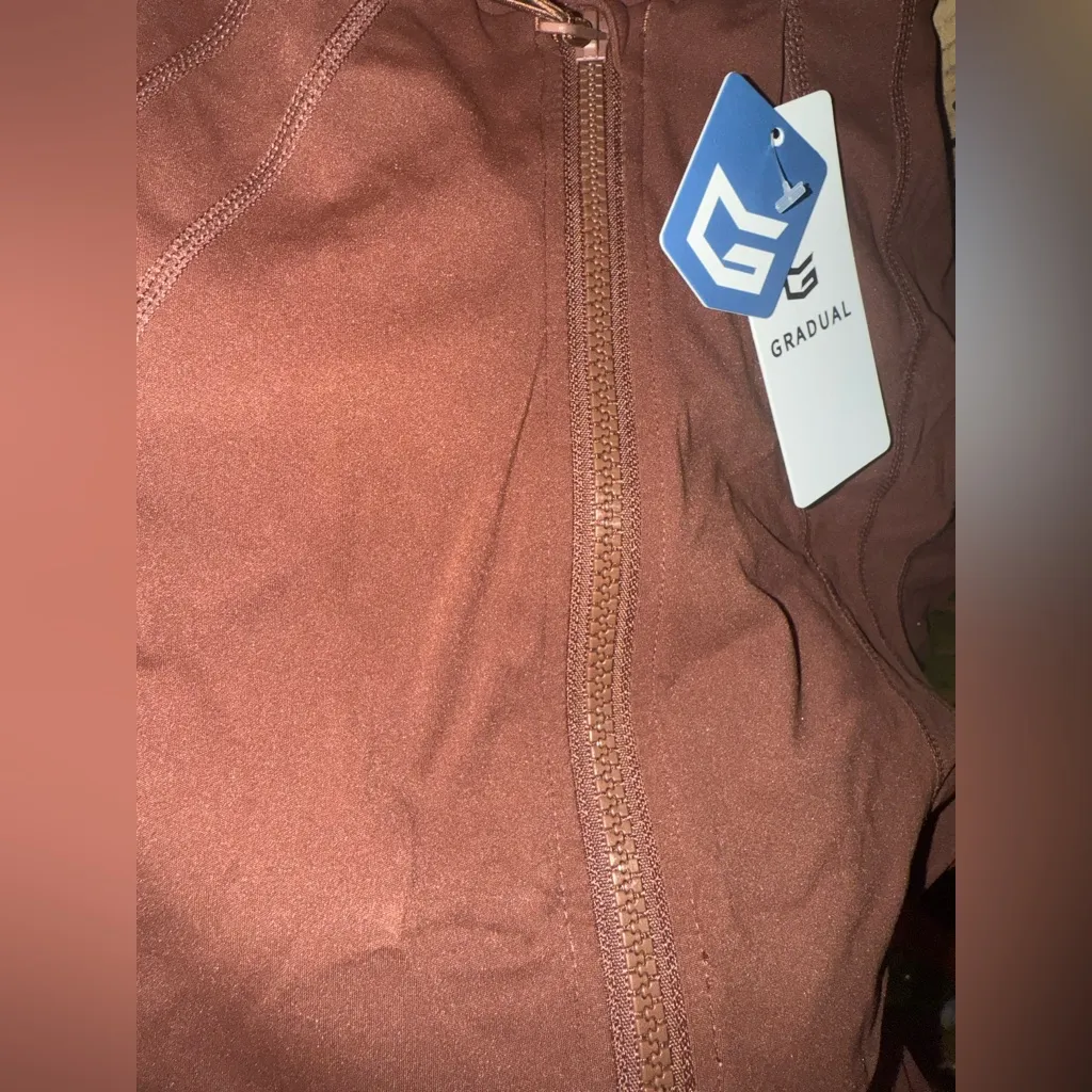 Gradual Athletic Womens jacket size medium Brown - Image 2