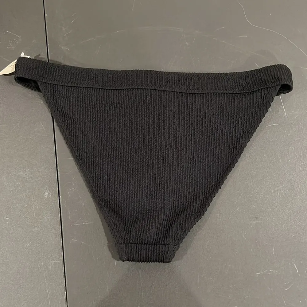 BLACK AERIE CHEEKY SWIM BOTTOMS - Image 2