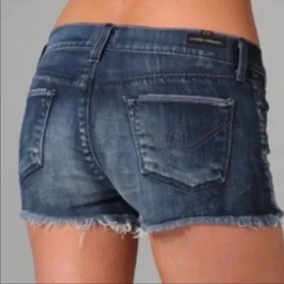 ✨Citizens of Humanity Cut Off Jean Sz 30 Shorts✨ - Image 2